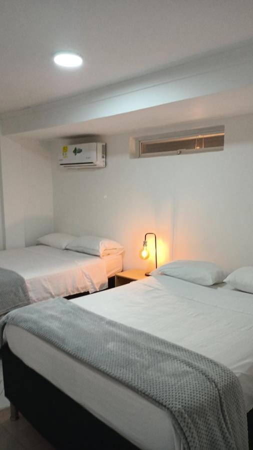 Hotel Aeropuerto Cartagena Екстериор снимка