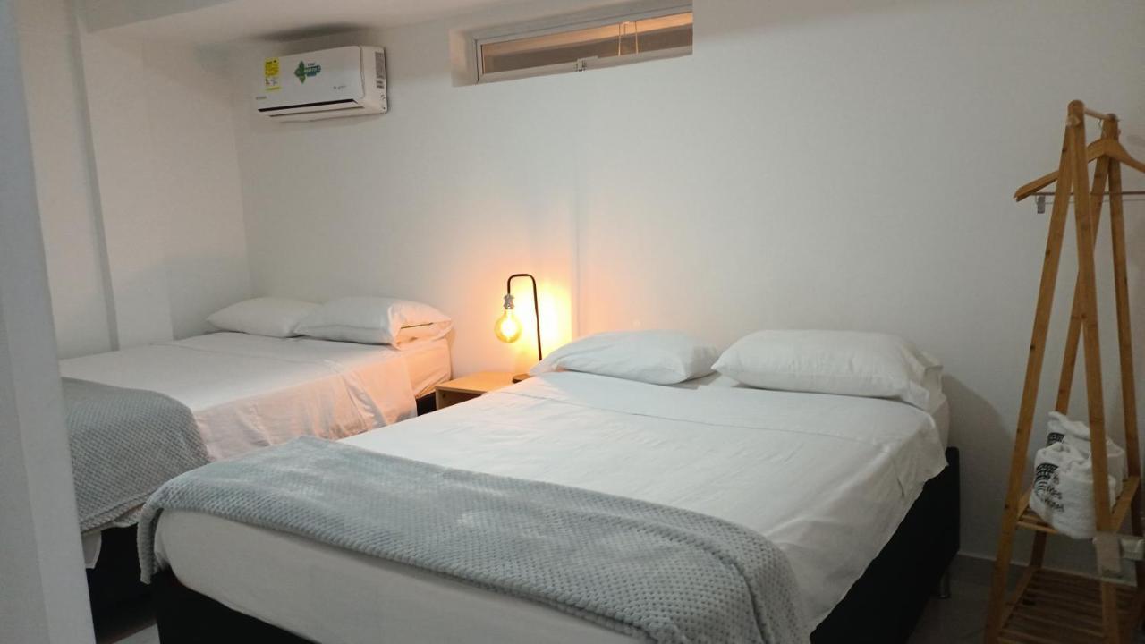 Hotel Aeropuerto Cartagena Екстериор снимка